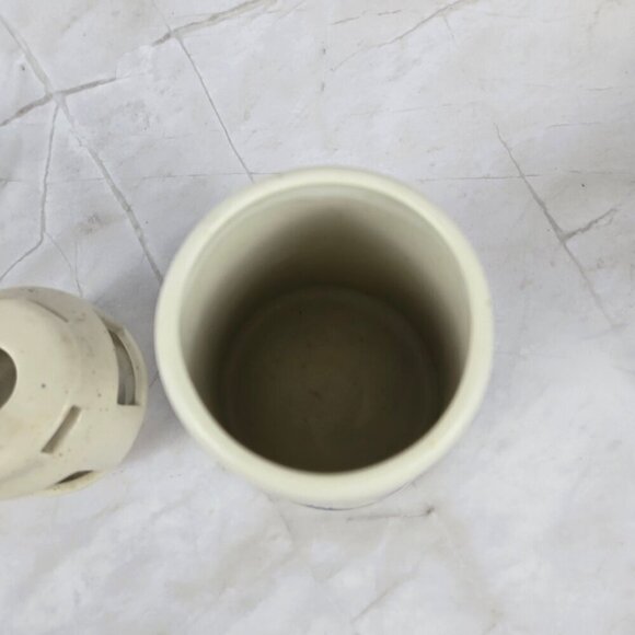 Vintage Sanibel Pottery 1984 Lighthouse Candle Holder Seabirds Cream Blue - Picture 9 of 14